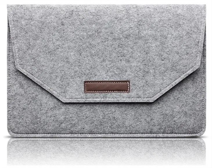 Вовняна сумка для ноутбука